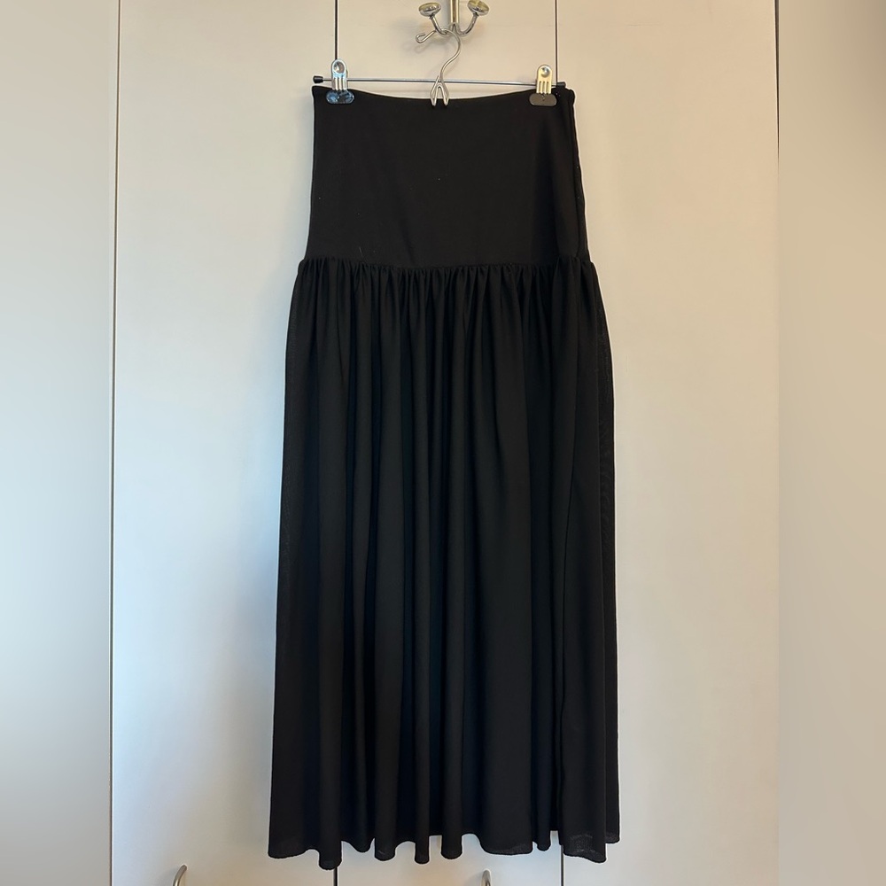 H&M Flowy black maxi skirt semi see-through bottom
